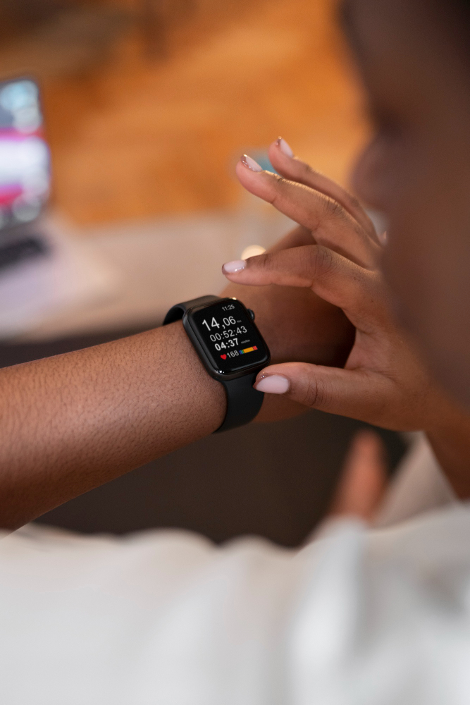 Wearable electronic devices